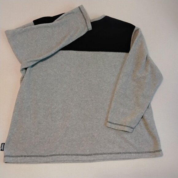 Tweety Looney Tunes Womens 3X V-Neck Long Sleeve Fleece Sweatshirt Gray & Black - Picture 11 of 12